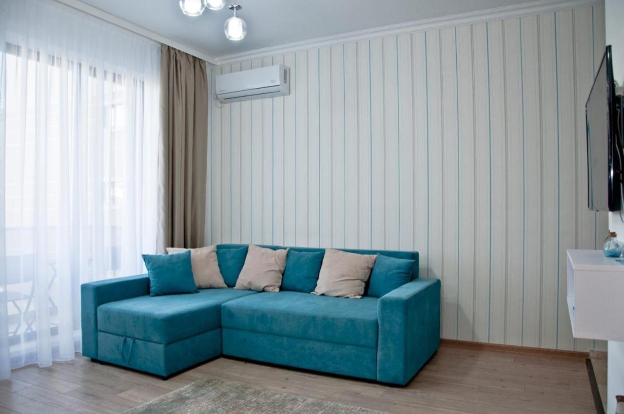 Apartament Laura Solid House Мамая Екстер'єр фото